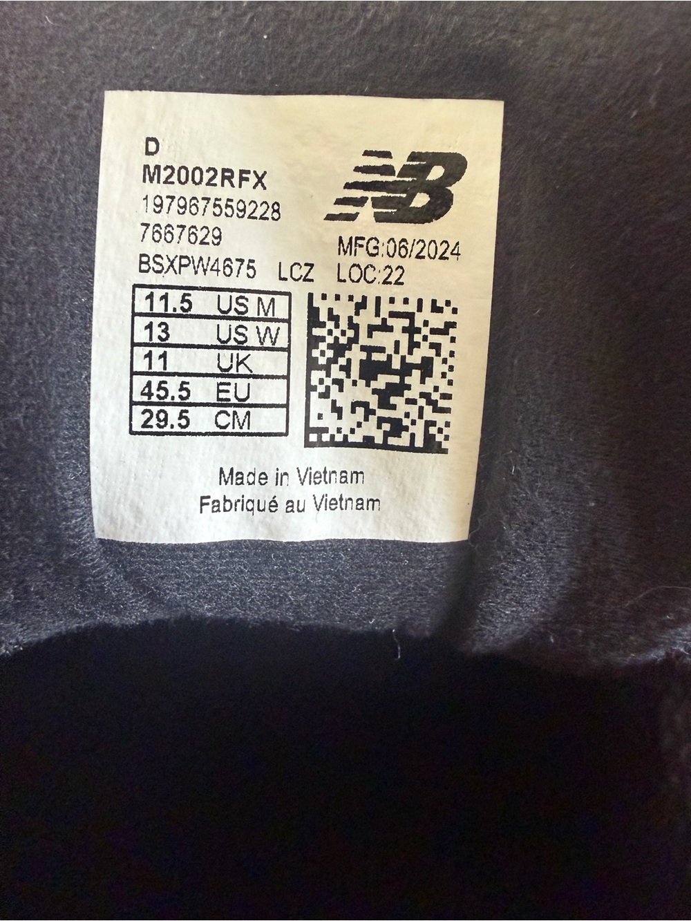 New Balance 2002R Foot Locker 50th Anniversary Black Gold M2002RFX Size 11.5 - Picture 8 of 8